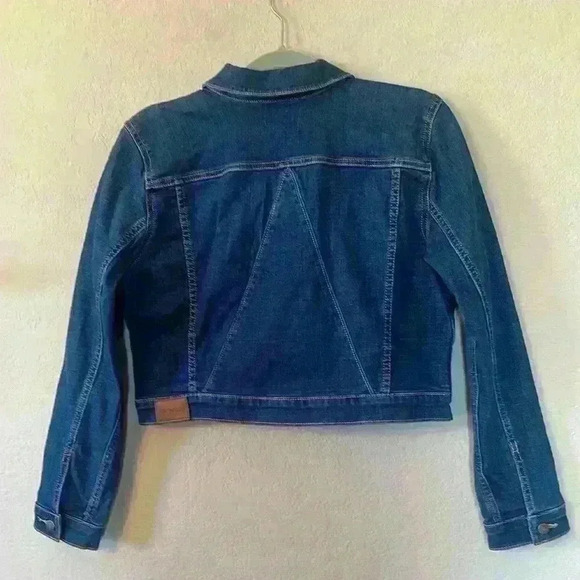 Calvin Klein Cropped Denim Jacket Women's size Medium - Picture 4 of 5